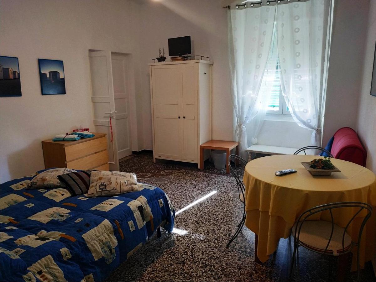 Delfino Blue Hotel Genoa Exterior photo